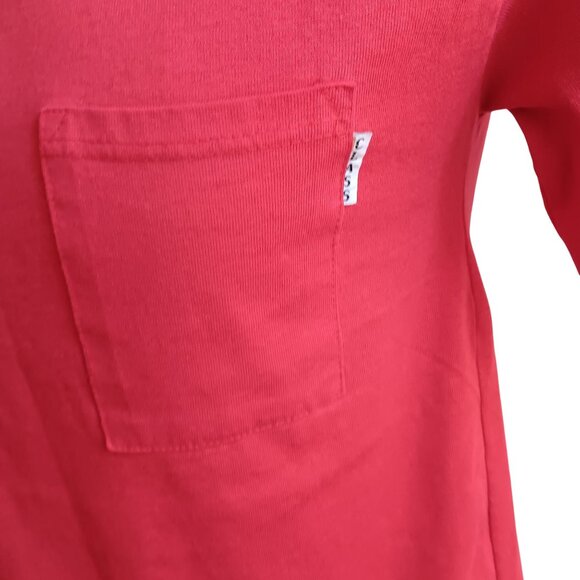 Vintage 1990's Men's Tee Medium RED PLAIN POCKET UNION MADE T-shirt USA - Picture 5 of 5
